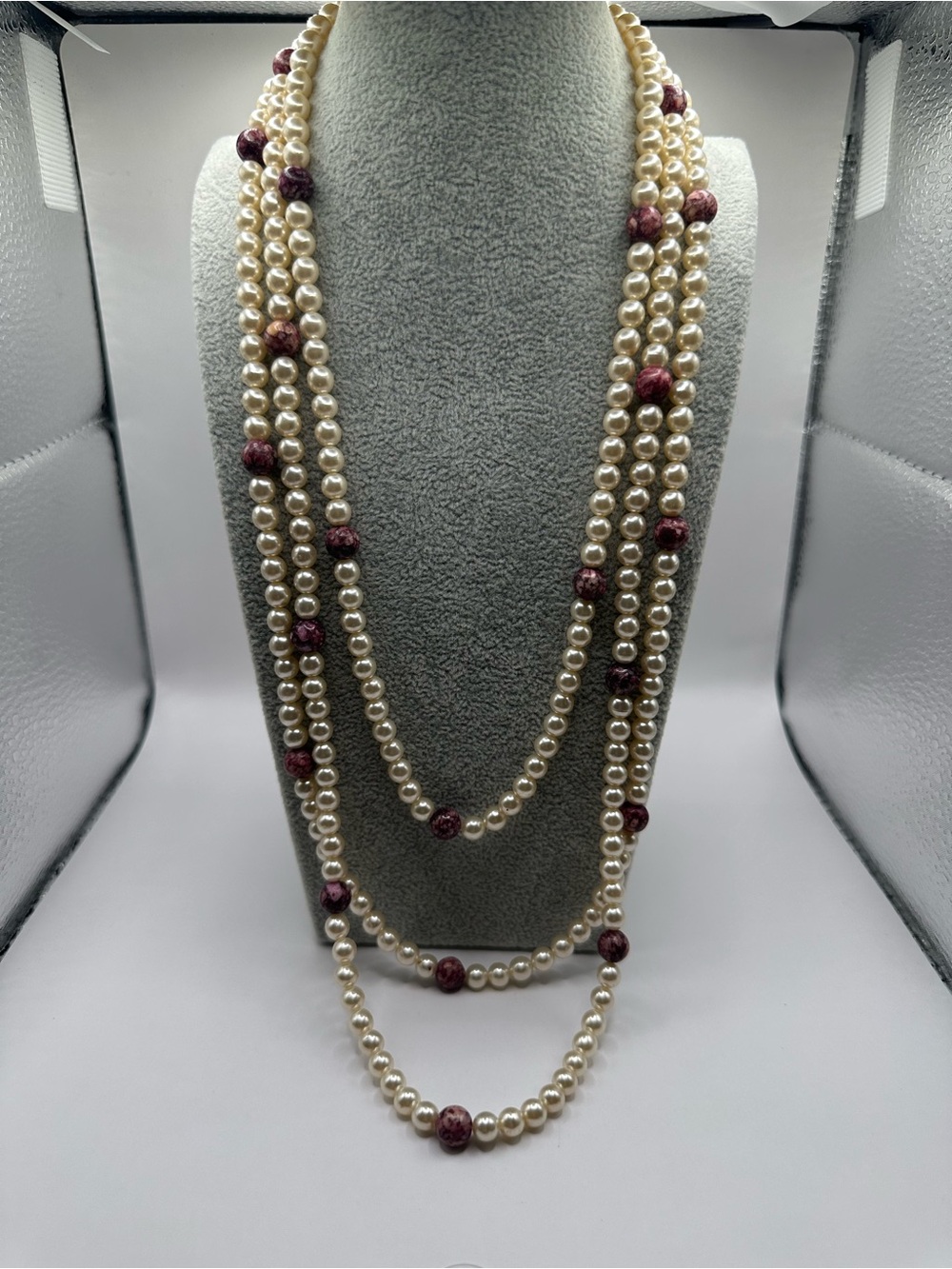 Vintage Triple Strand Faux Pearl Bead Necklace Purple Speckled Stone Accent 30"